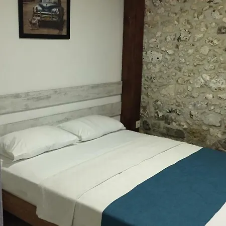 Hotel Narcissus Butik Cafe Restaurant İzmir